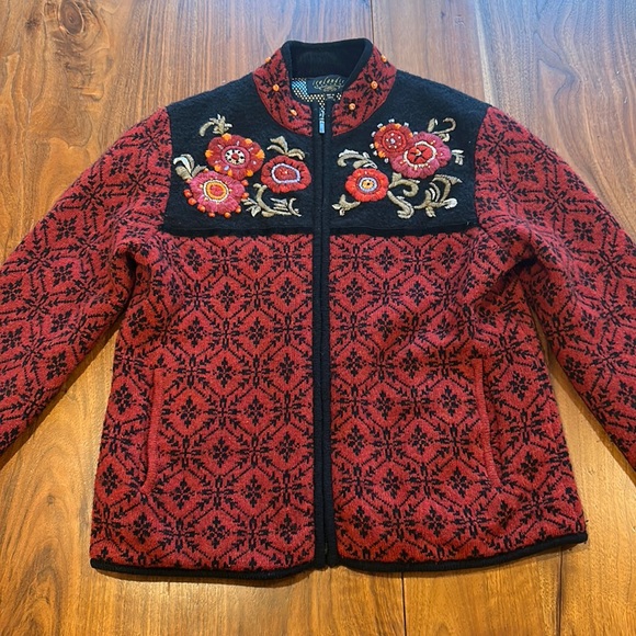 Woman’s Icelandic Designs Full Zip - Picture 1 of 4